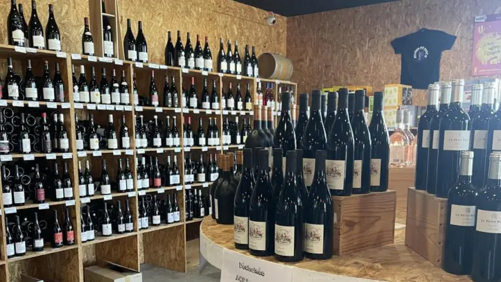 La cave de jaby caviste cave a vins saint andre de la marche proche cholet nantes