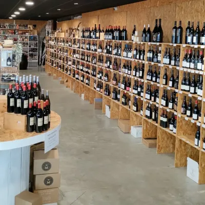 La cave de jaby caviste cave a vins saint andre de la marche proche cholet nantesweb